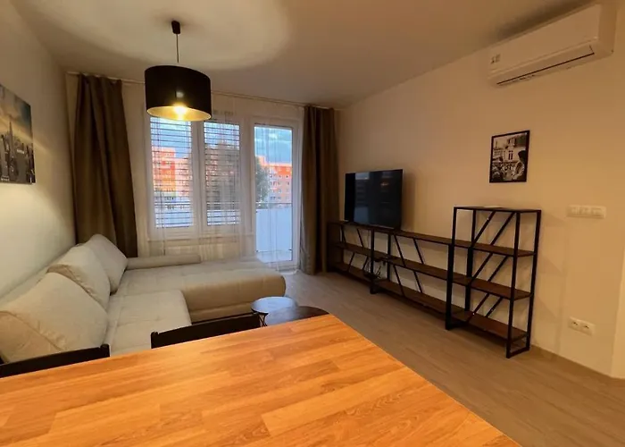 2 Room Apartment, New Building, Bosakova Street, 49