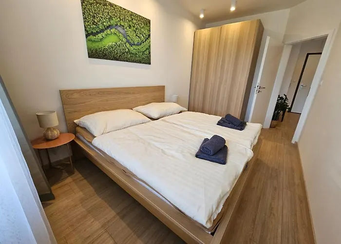 2 Room Apartment, New Building, Bosakova Street, 49